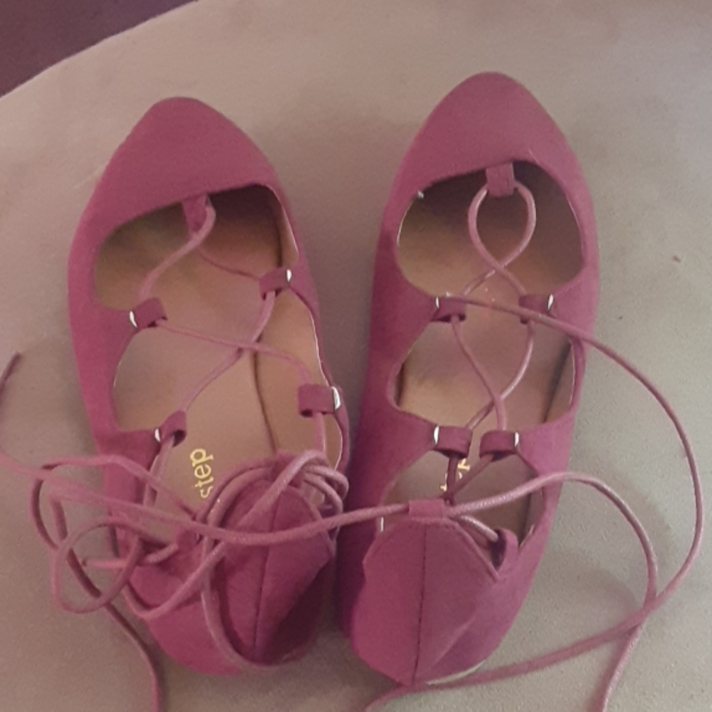 Flats - Picture 3 of 3